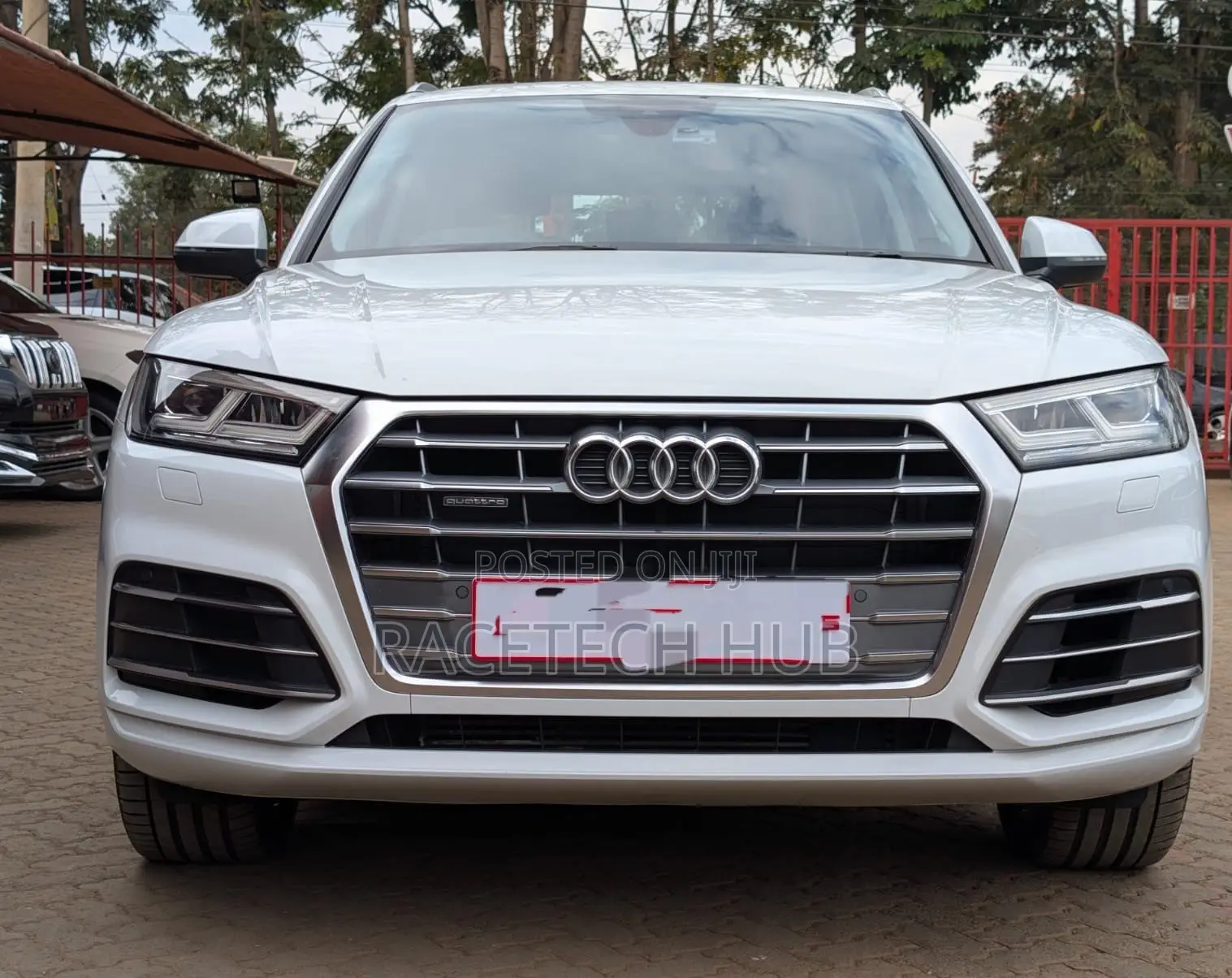Audi Q5 2.0T Premium AWD quattro 2019 White