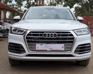 Audi Q5 2.0T Premium AWD quattro 2019 White