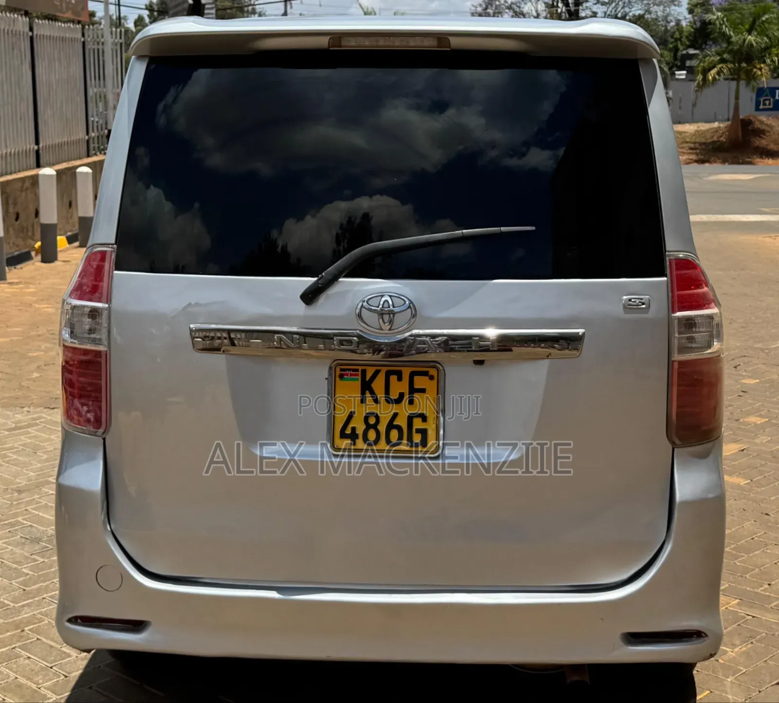 Toyota Noah 2008 Silver