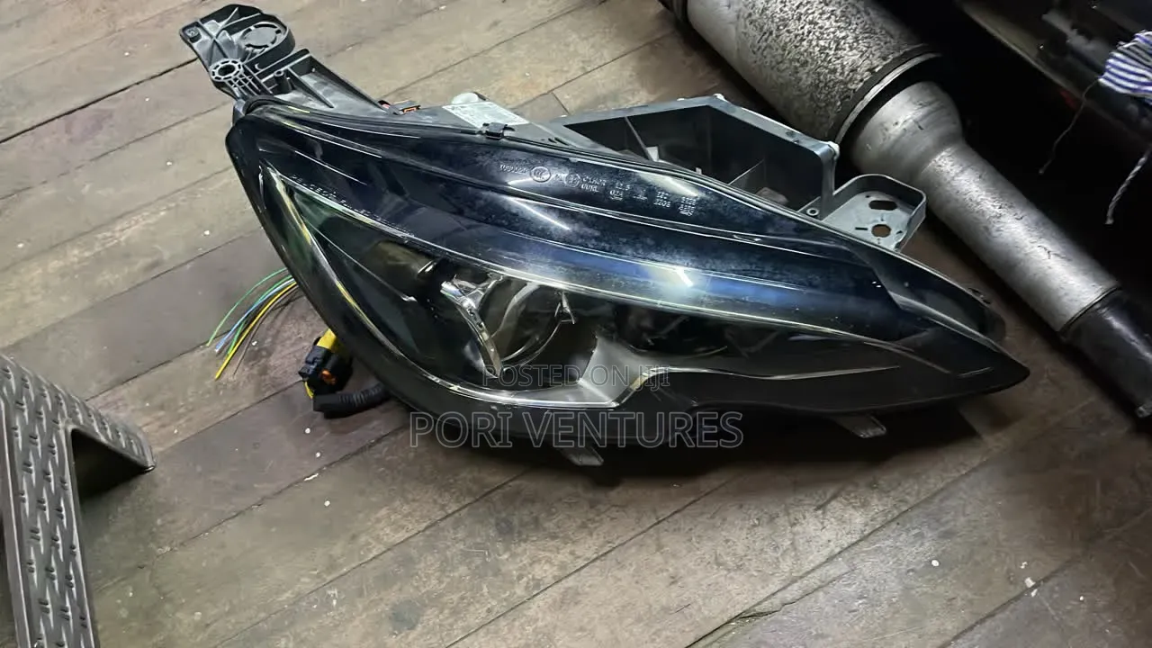 Its a Front Head Lamp
