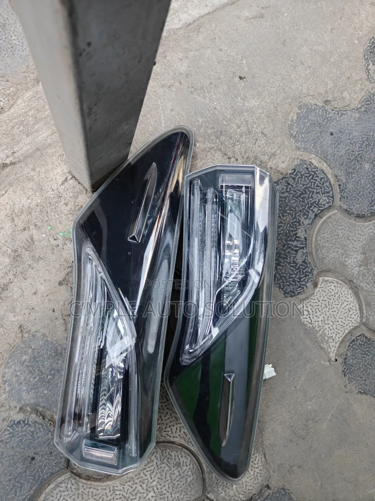 Toyota Harrier 2015/2016 Model Tailights Each