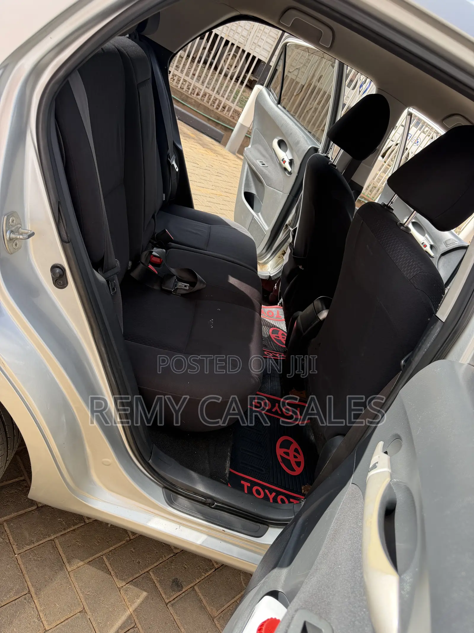 Toyota Auris 2007 Silver