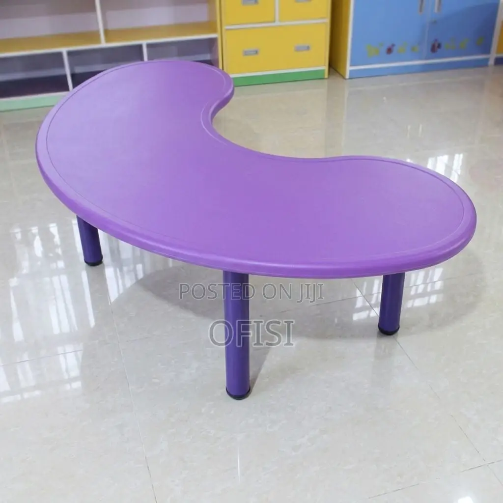 Kindergarten Desk; Kindergarten Classroom Desk Set