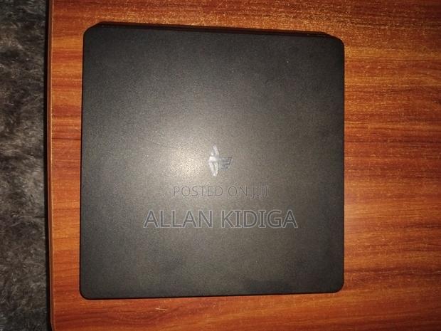 Ps4 Slim 500gb - main view
