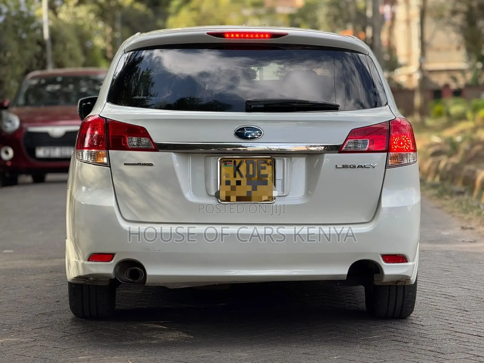 Subaru Legacy 2014 White