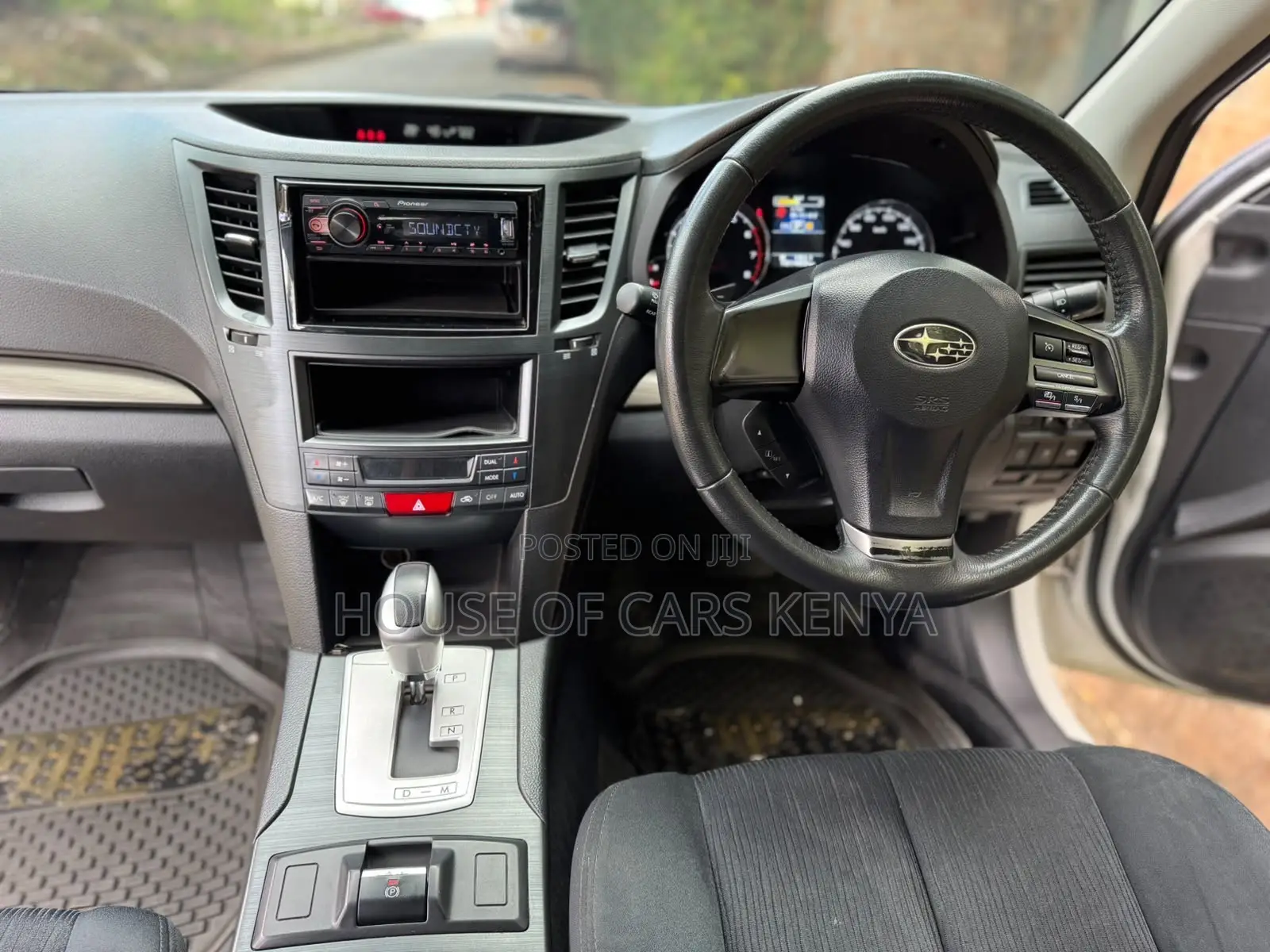 Subaru Legacy 2014 White