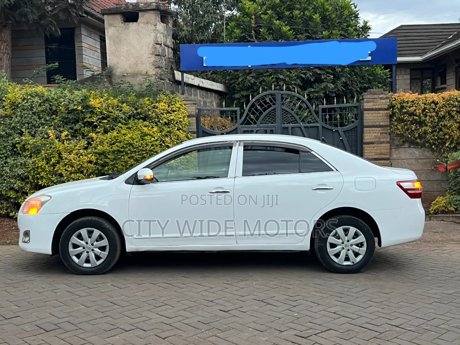 Toyota Premio 2012 White