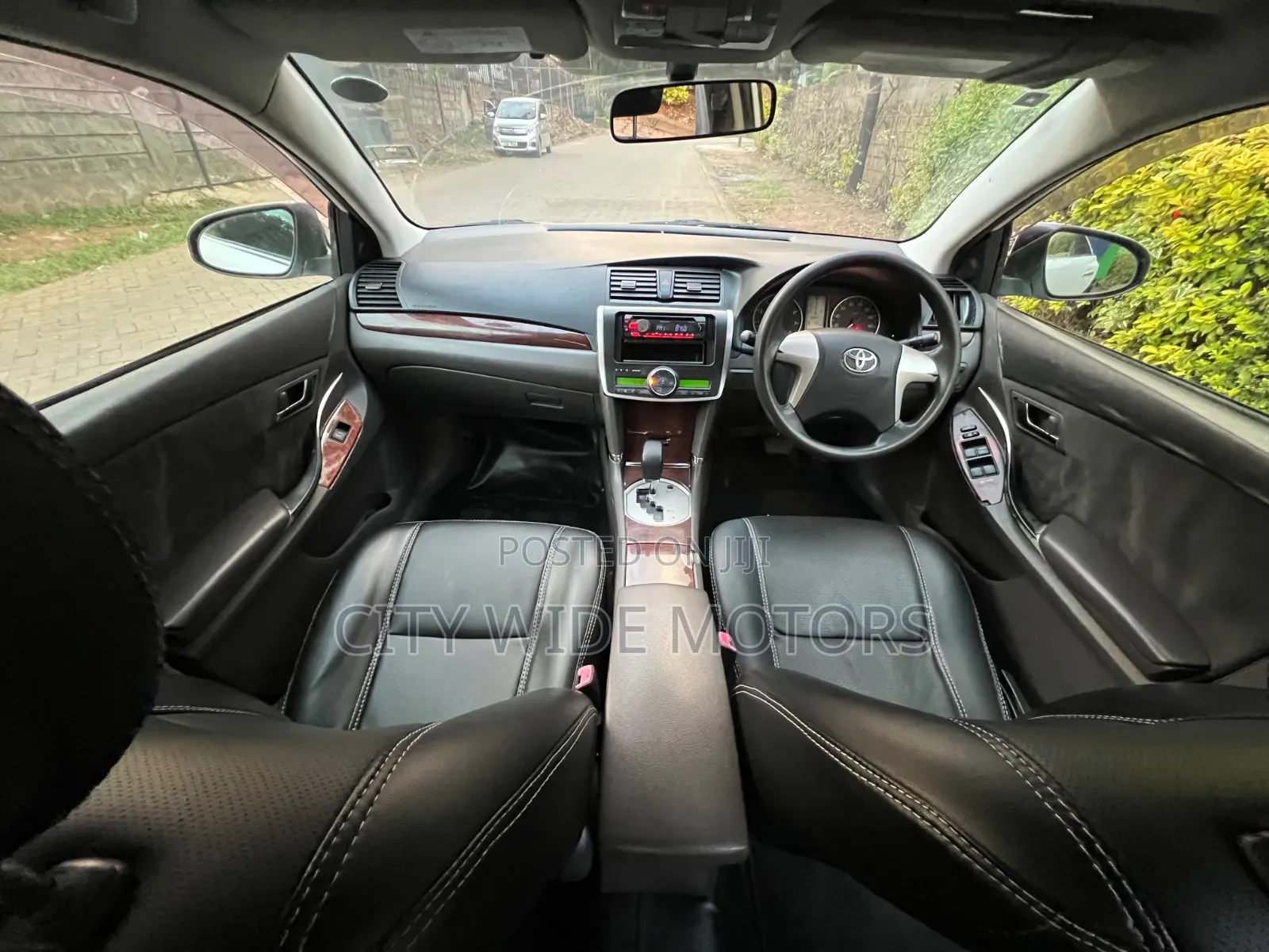 Toyota Premio 2012 White