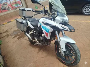 Benelli 2020 White
