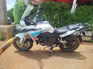 Benelli 2020 White