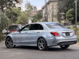 Mercedes-Benz C200 2016