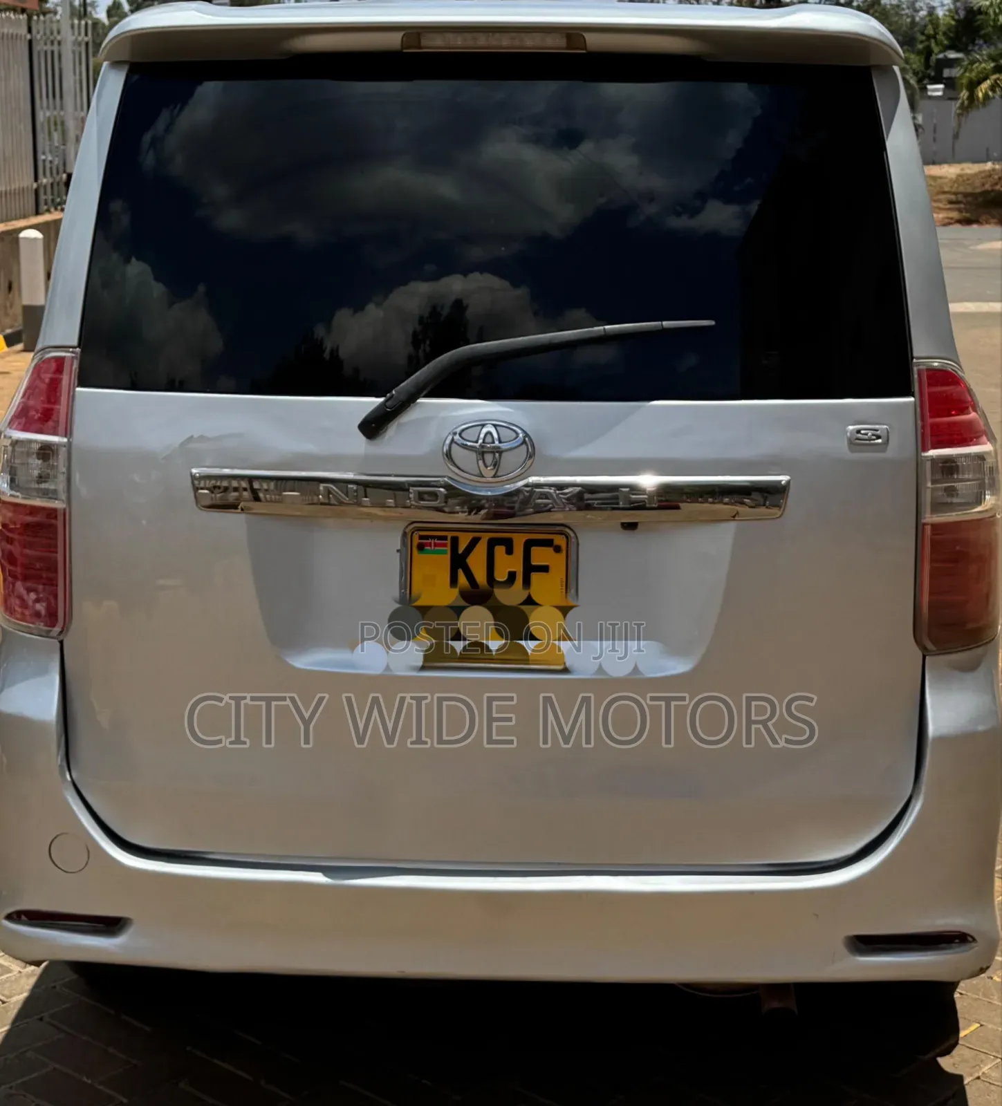 Toyota Noah 2008 Silver