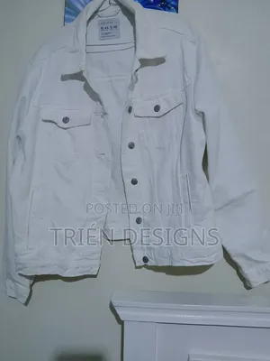 Classic White Denim Jacket – Fashion Jacket