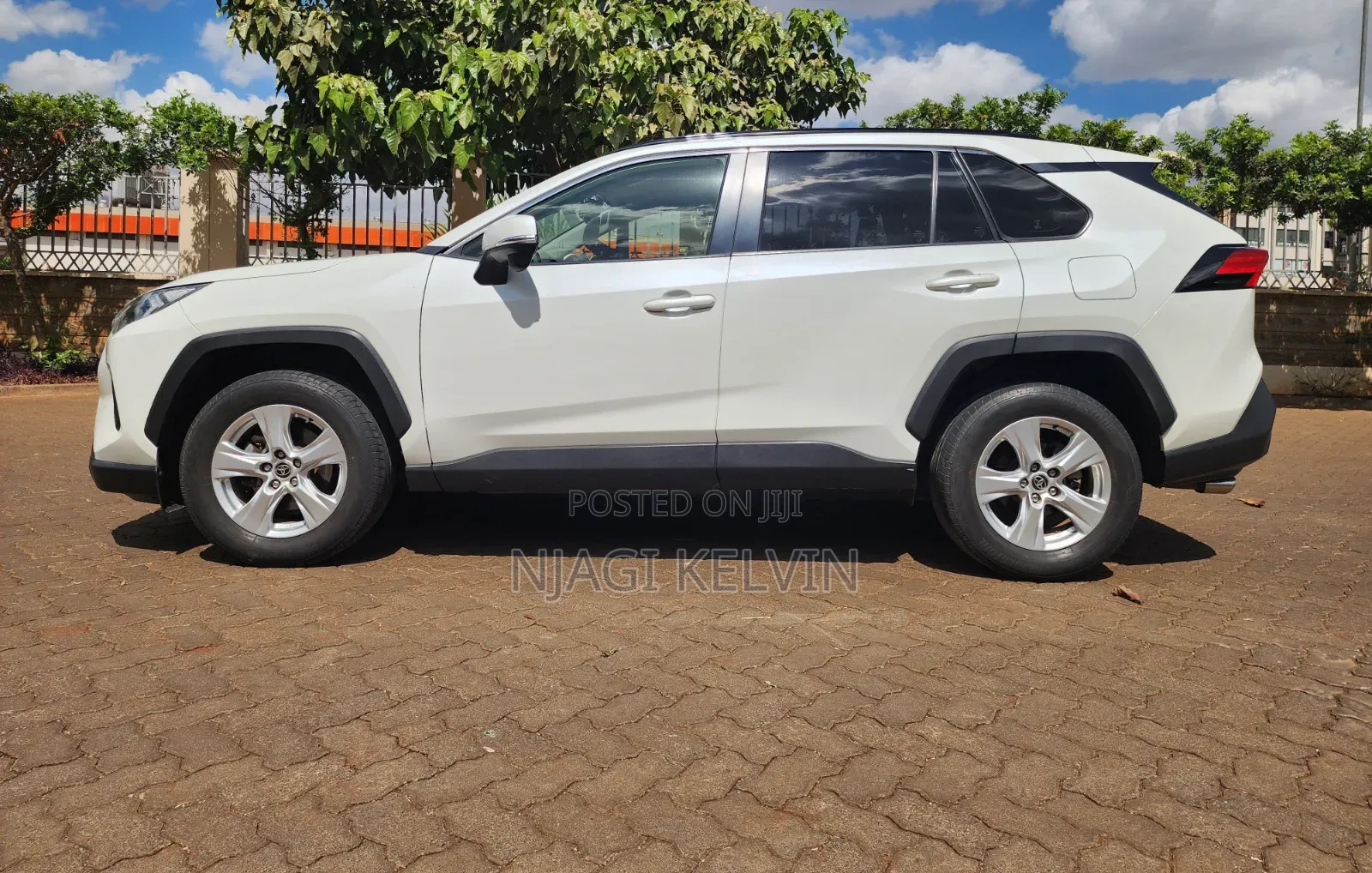 Toyota RAV4 2019 White