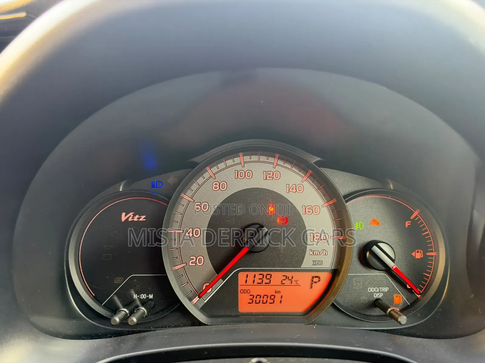 Toyota Vitz 2019 White