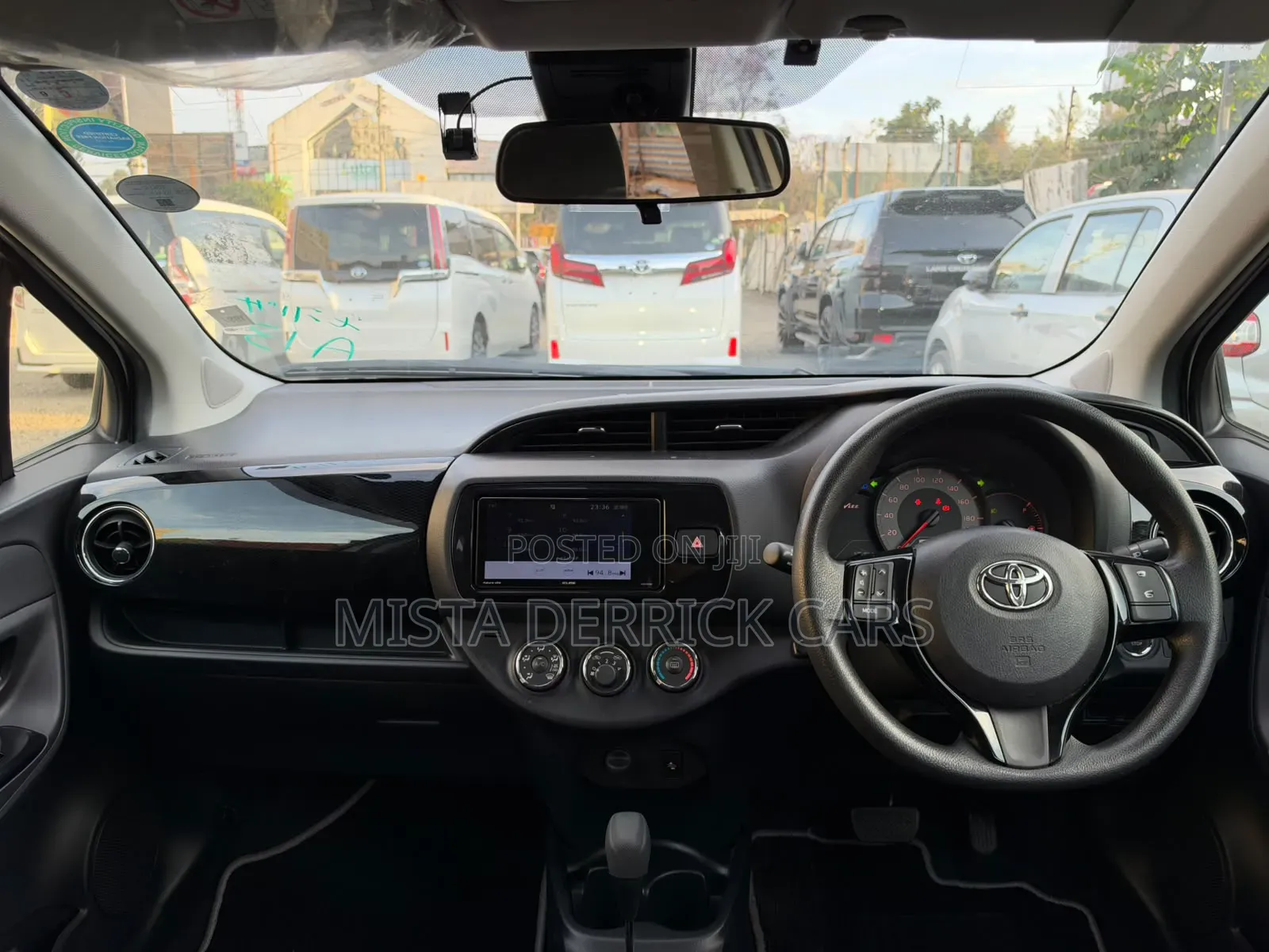 Toyota Vitz 2019 White