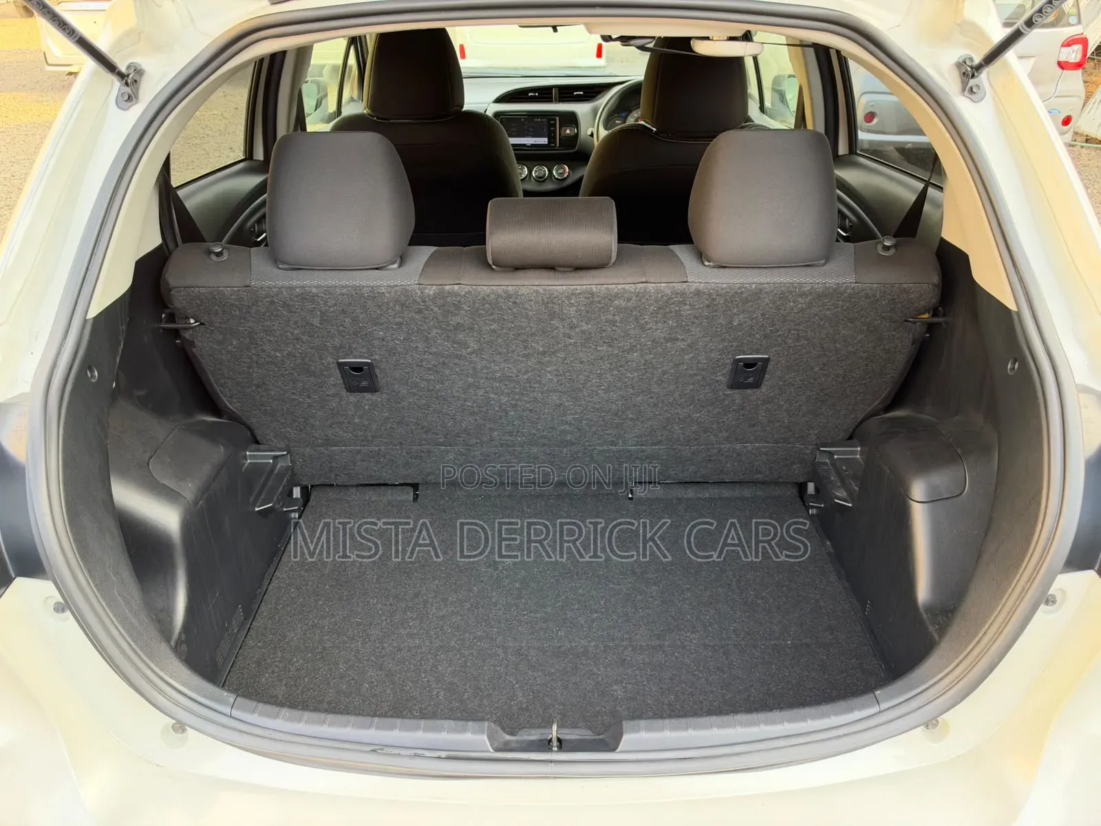 Toyota Vitz 2019 White