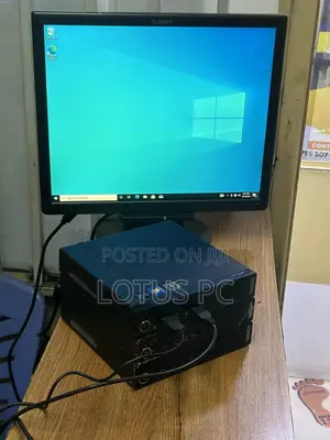 Desktop Computer Lenovo ThinkCentre M93p 8GB Intel Core i5 HDD 500GB