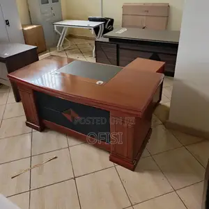 Office Desk; 1600mm Mahogany Manager's Table