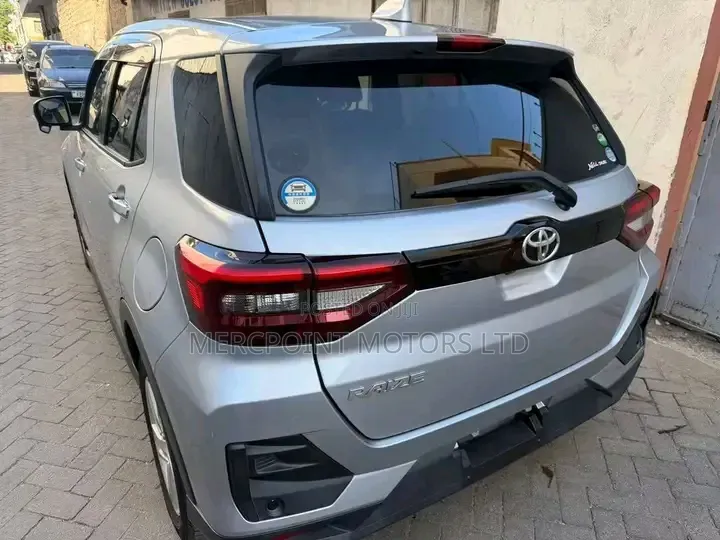 Toyota Raize 2020 Silver