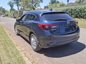 Mazda Axela 2019 Blue