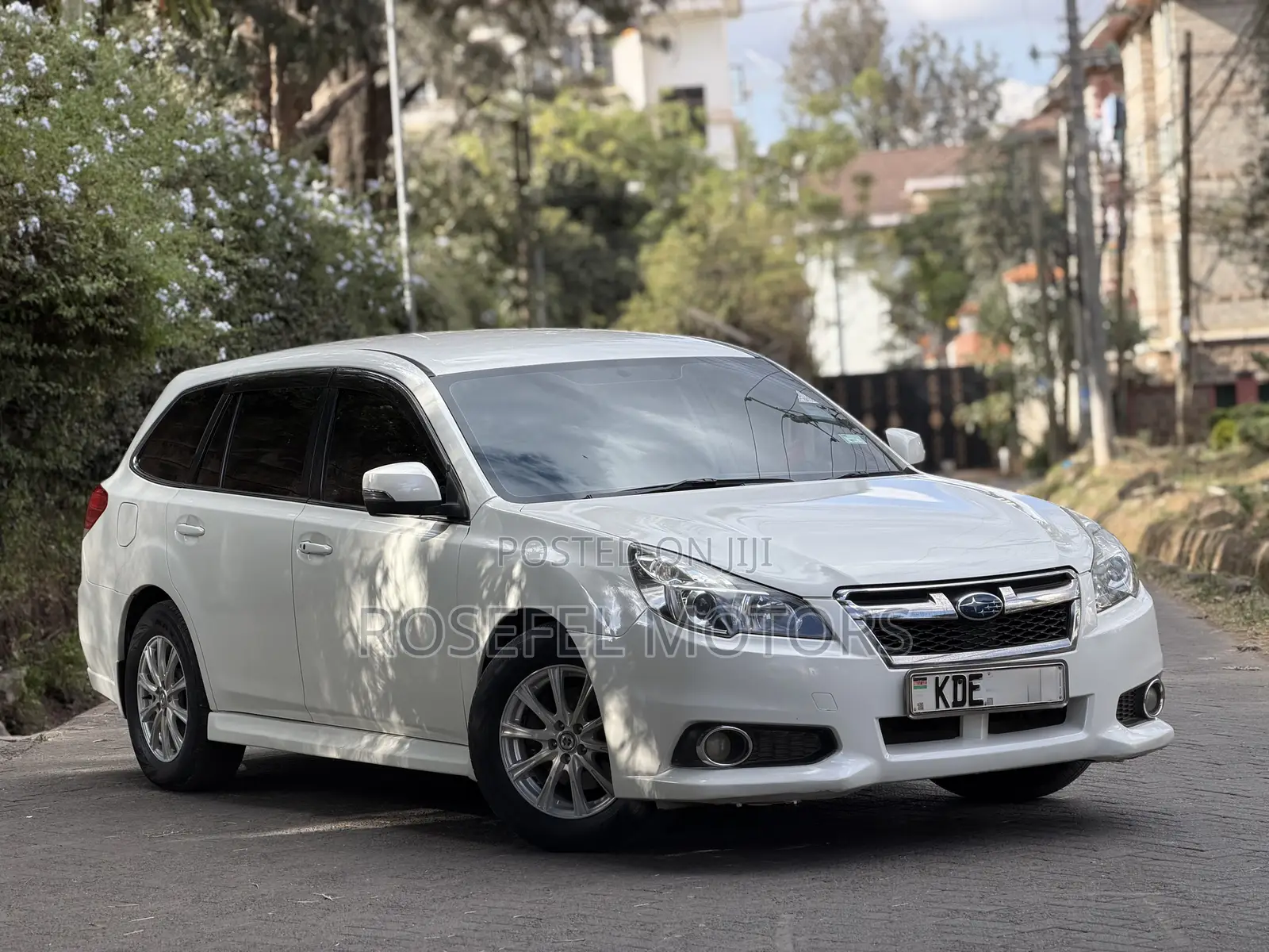 Subaru Legacy 2014 White