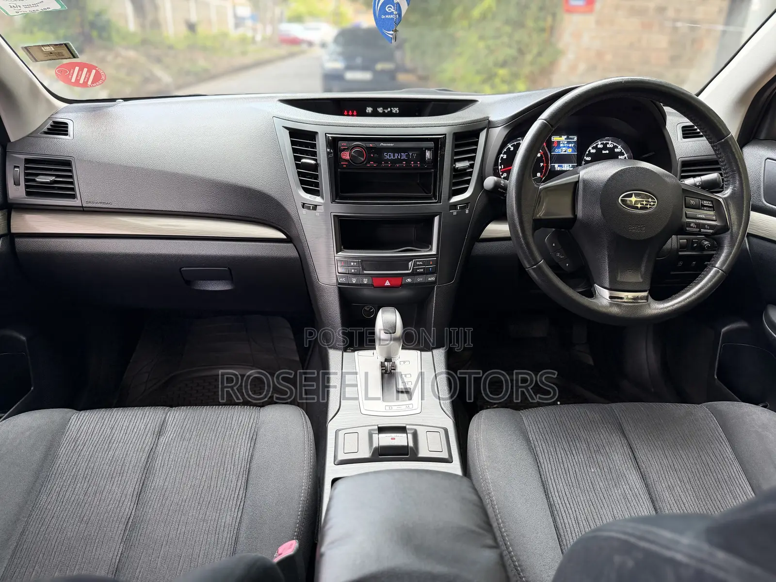 Subaru Legacy 2014 White