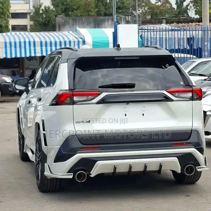 Toyota RAV4 2020 Pearl