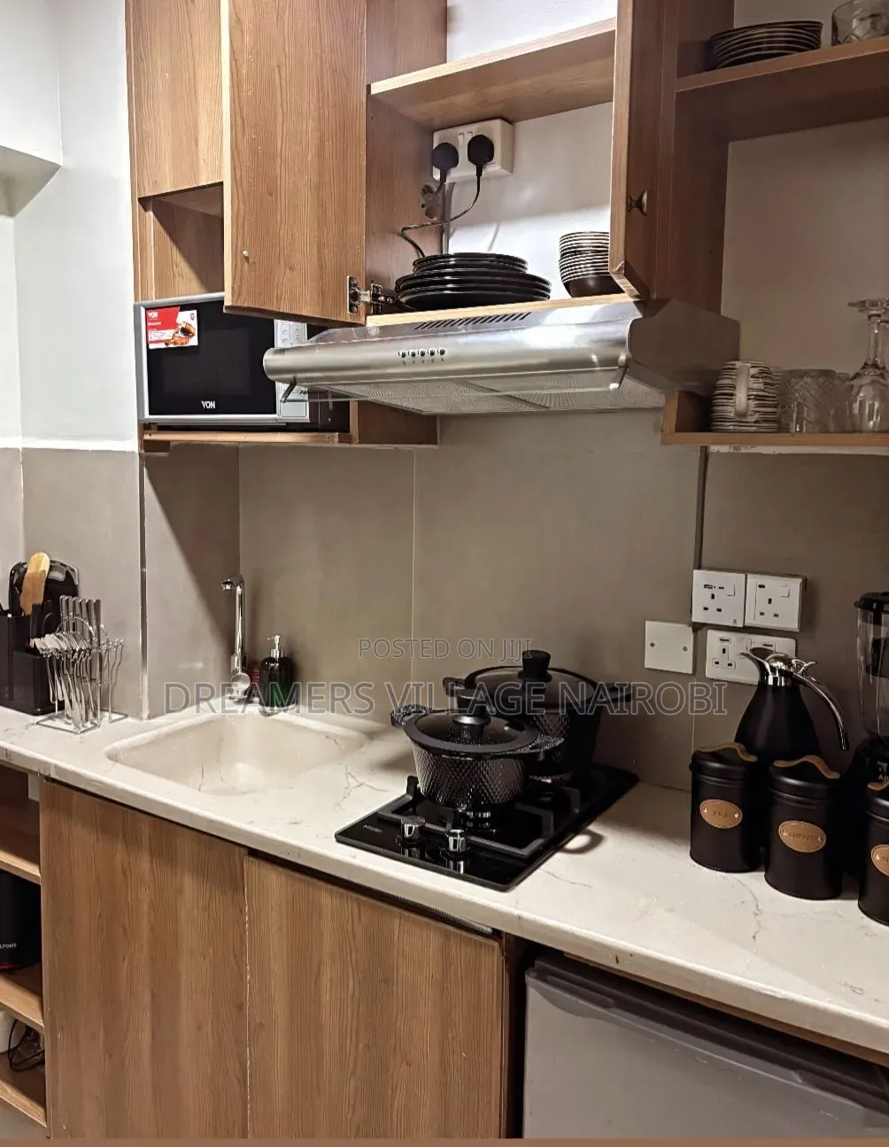 Studio Airbnb Available in Nairobi West