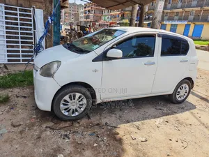 Daihatsu Mira 2012 White