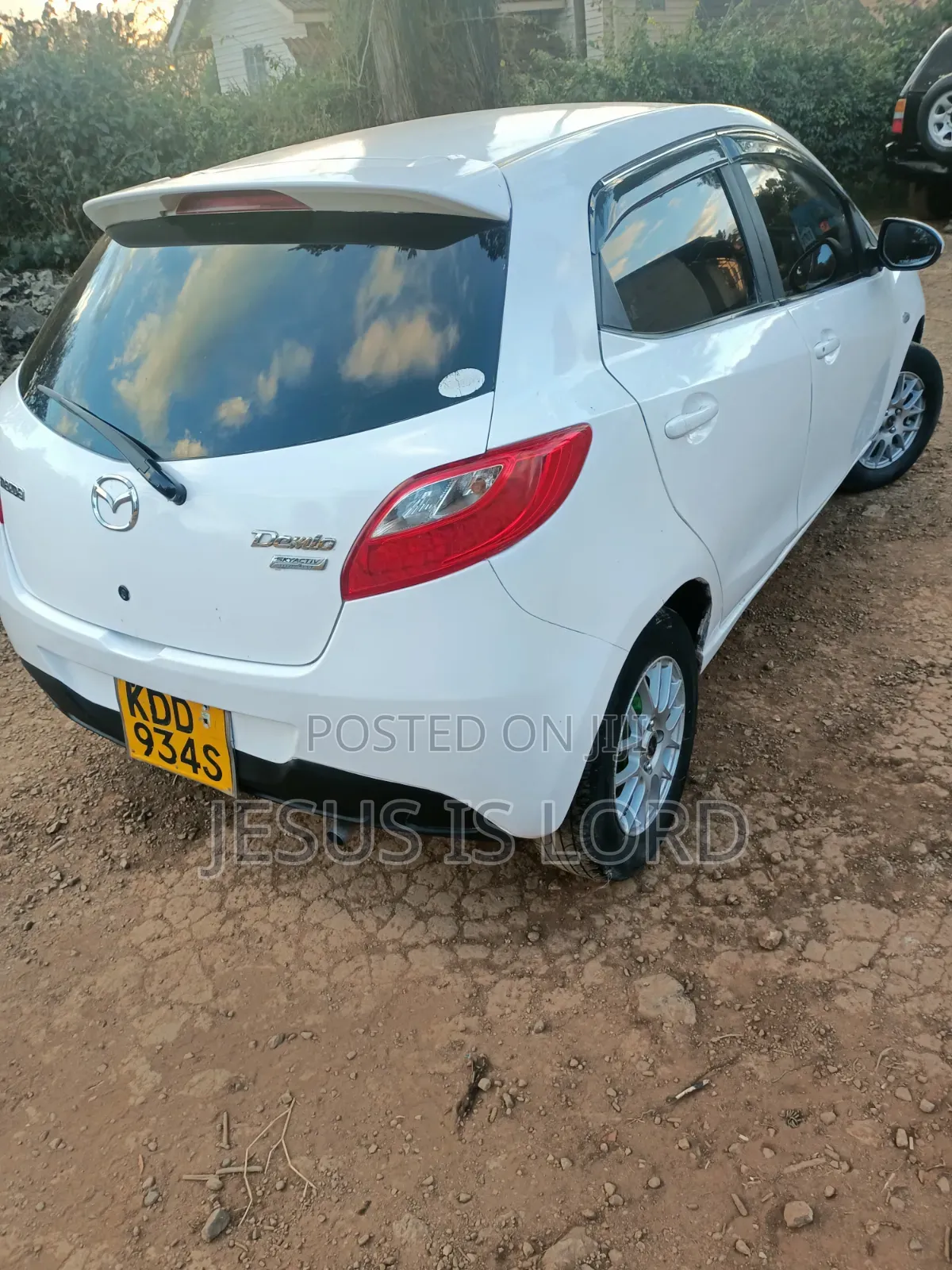Mazda Demio 2014 White