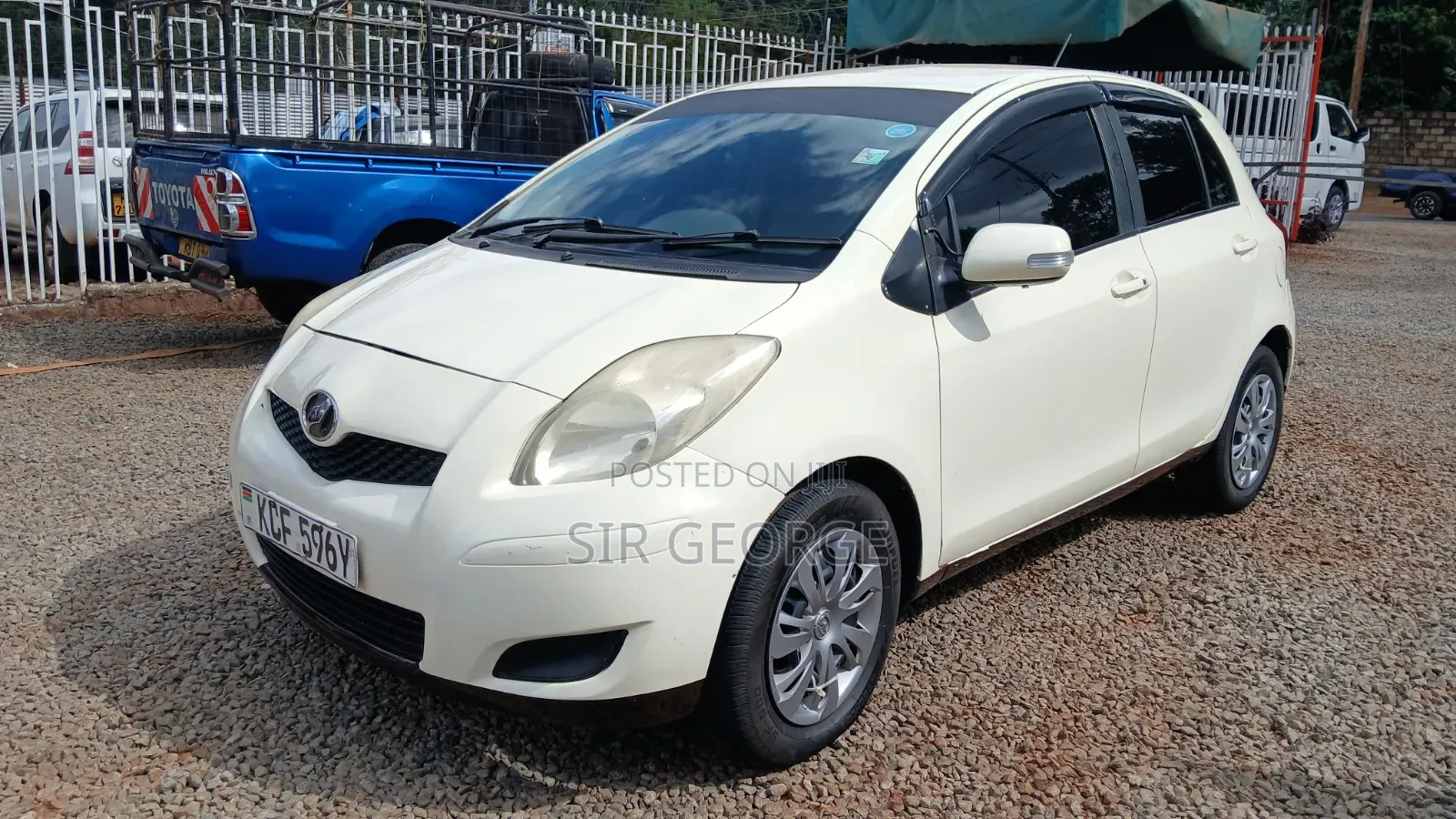 Toyota Vitz 2008 Beige