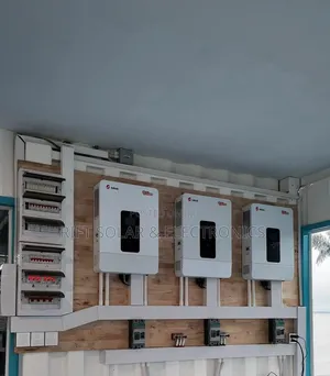 SRNE 12kva - 48v VHM IP62 MPPT 150A Inbuilt Power Inverter