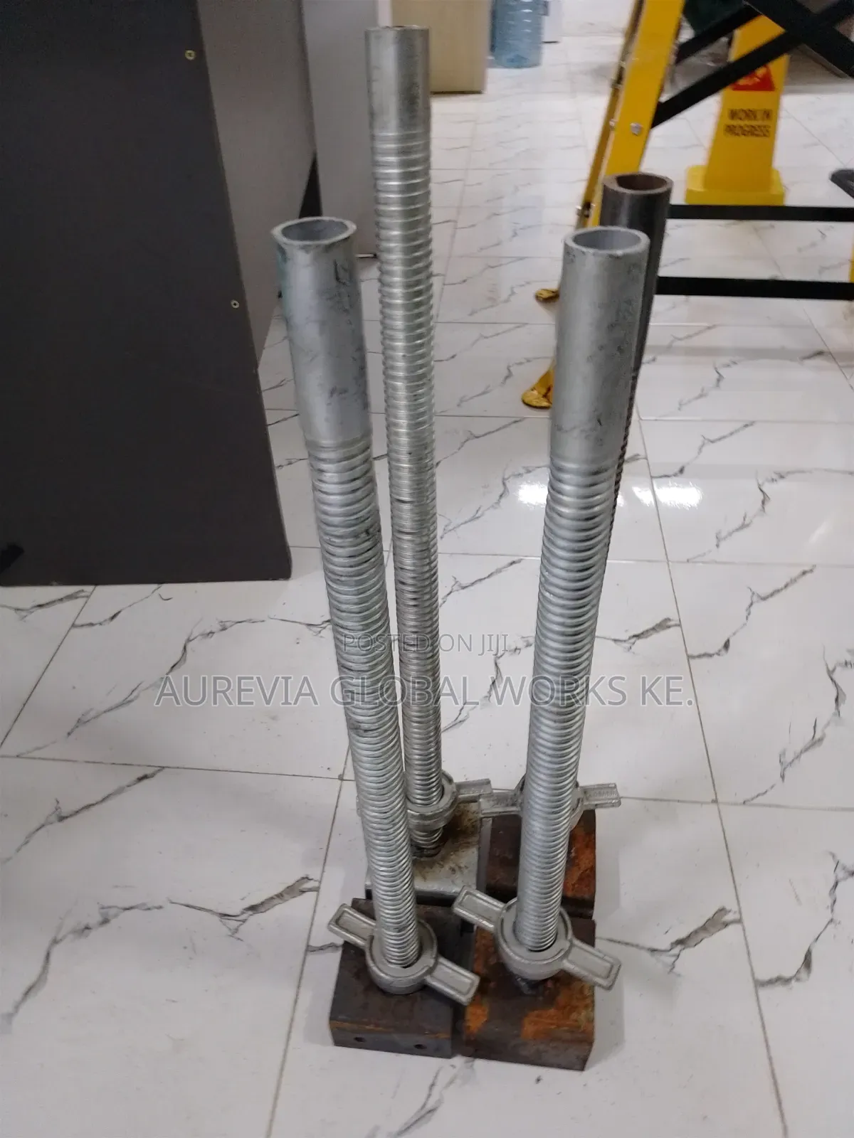 Self Locking / Screw Jacks