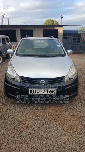 Nissan Advan 2015 Silver