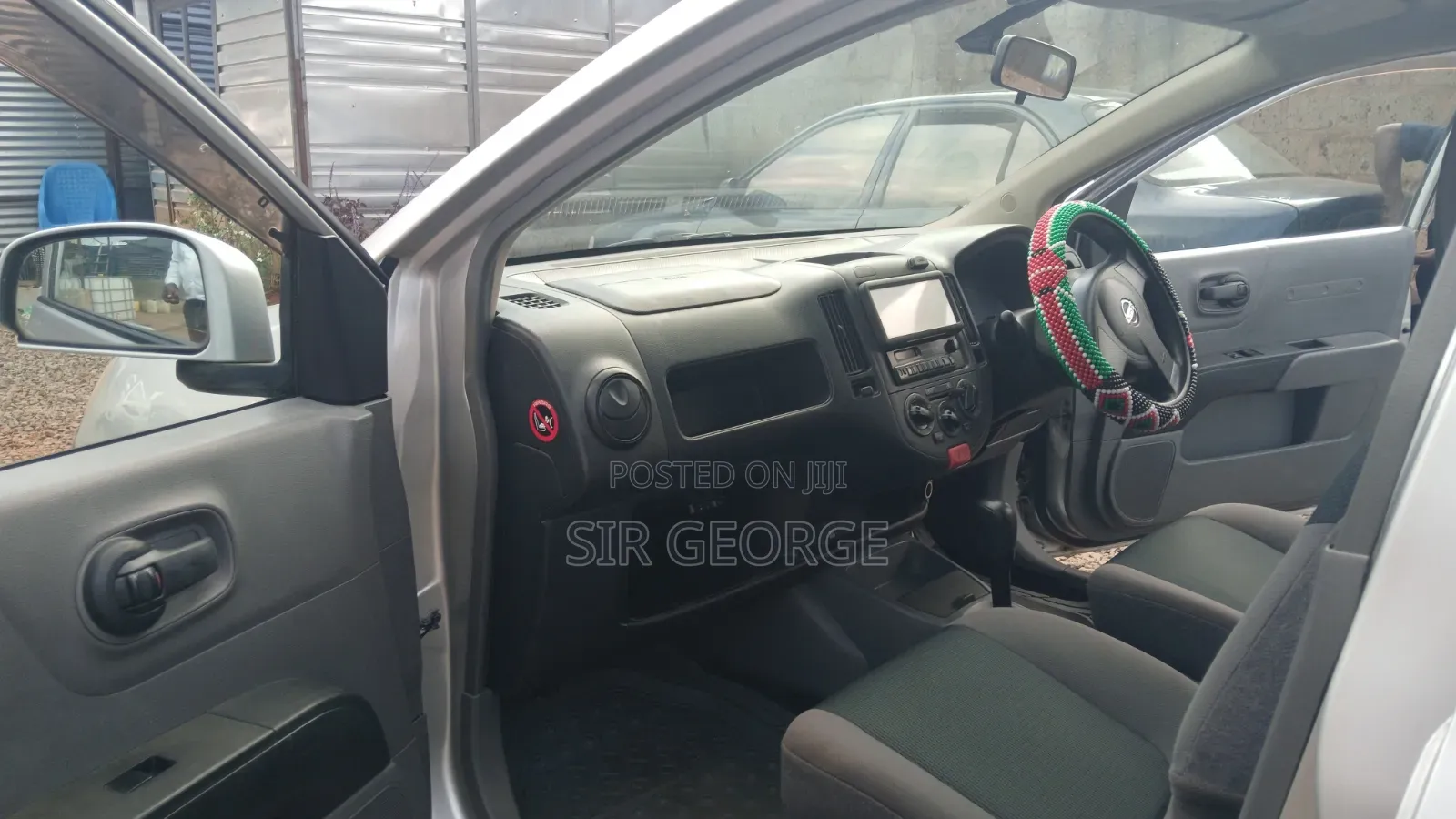 Nissan Advan 2015 Silver
