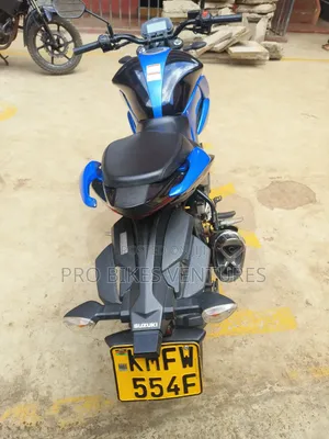 Suzuki GSXF 2023 Blue