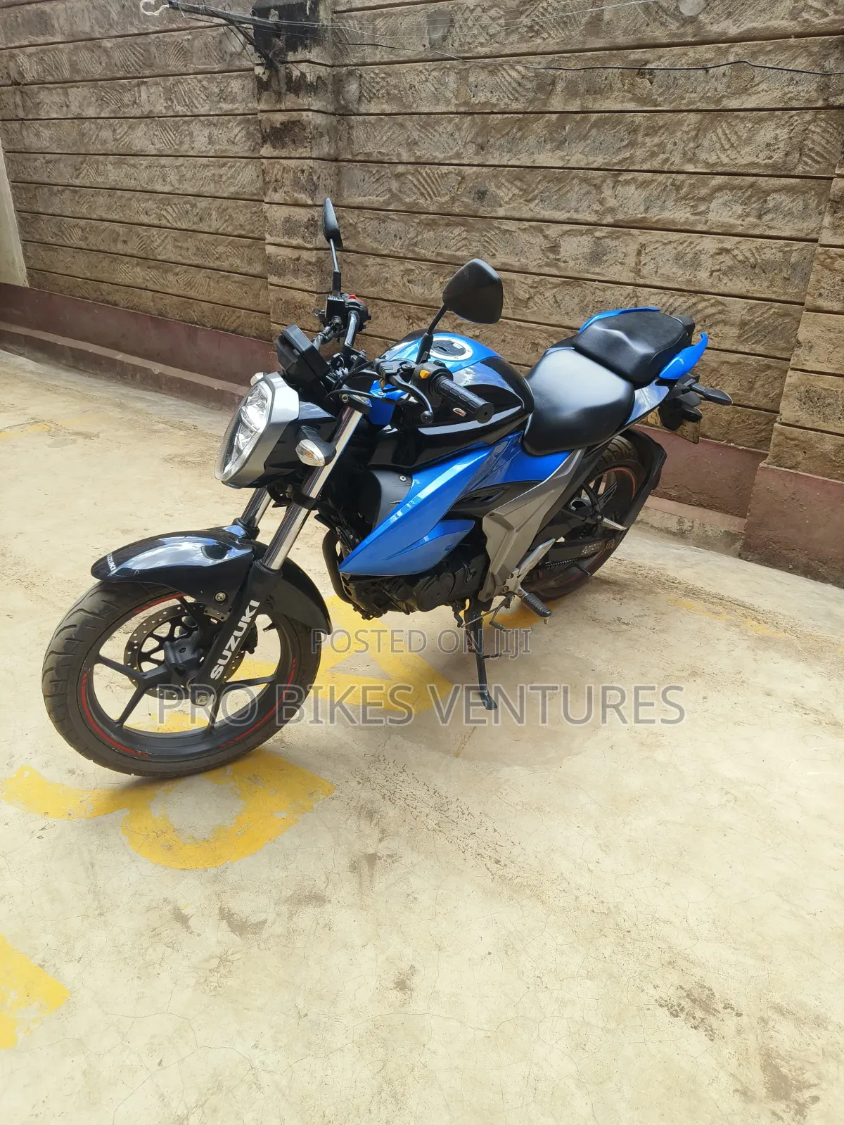 Suzuki GSXF 2023 Blue