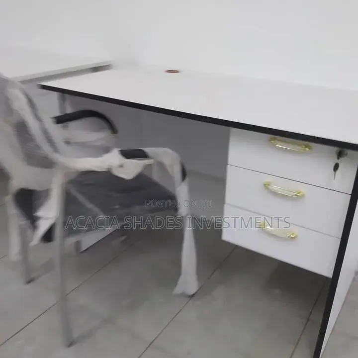 Study Desk and Headrest