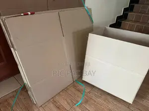 Carton Boxes Measuring <60x40x40cm>