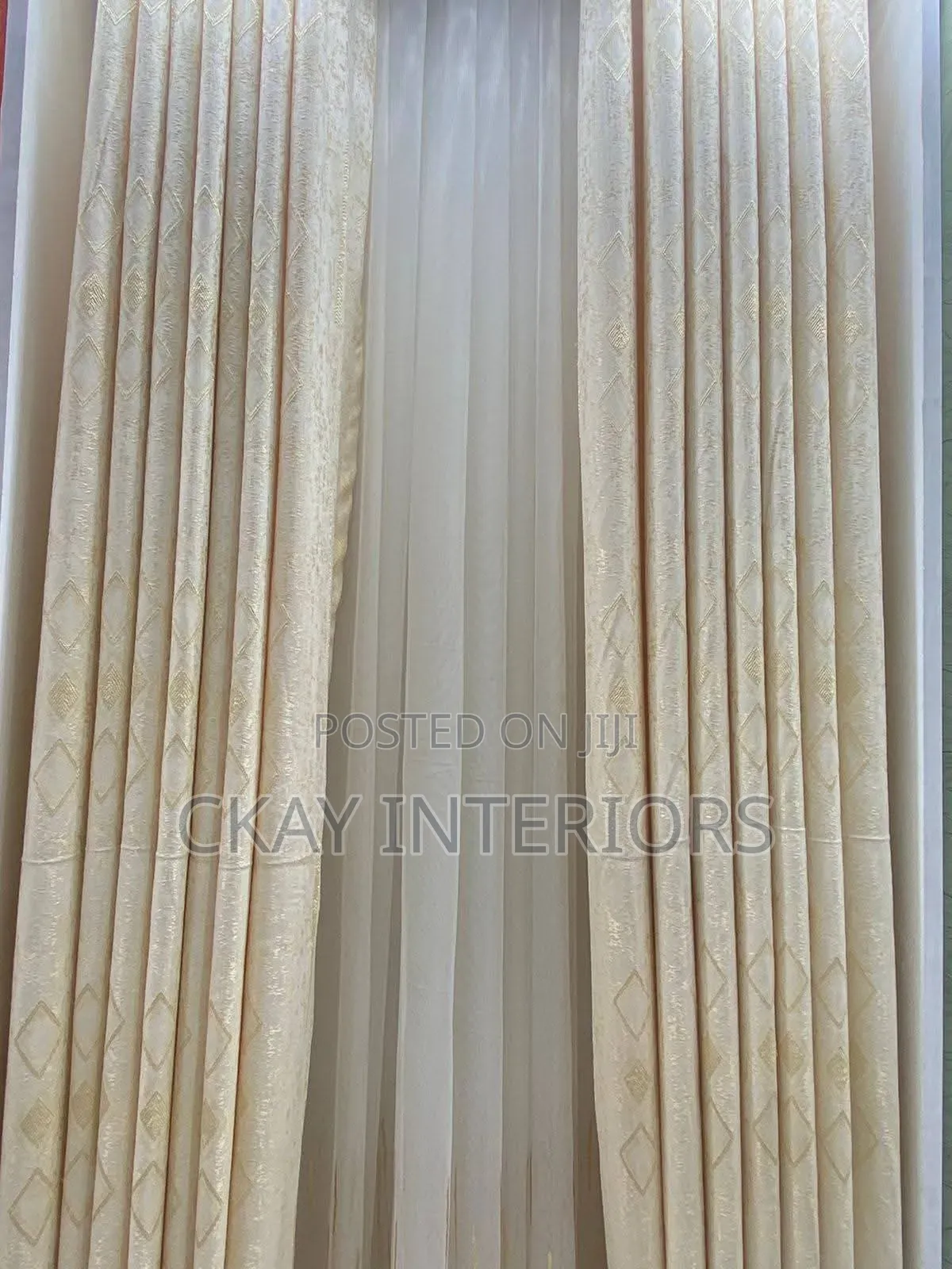 Beautifully Flowing Curtains for Interiors With Personality
