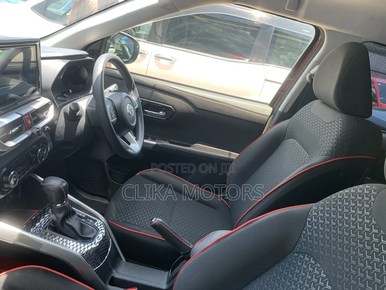 Toyota Raize 1.0 AWD 2019 Red
