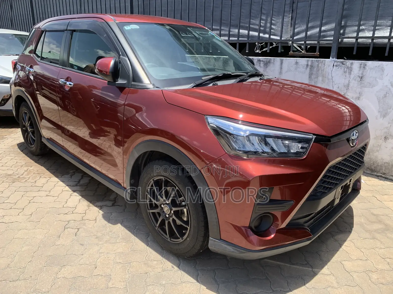 Toyota Raize 1.0 AWD 2019 Red