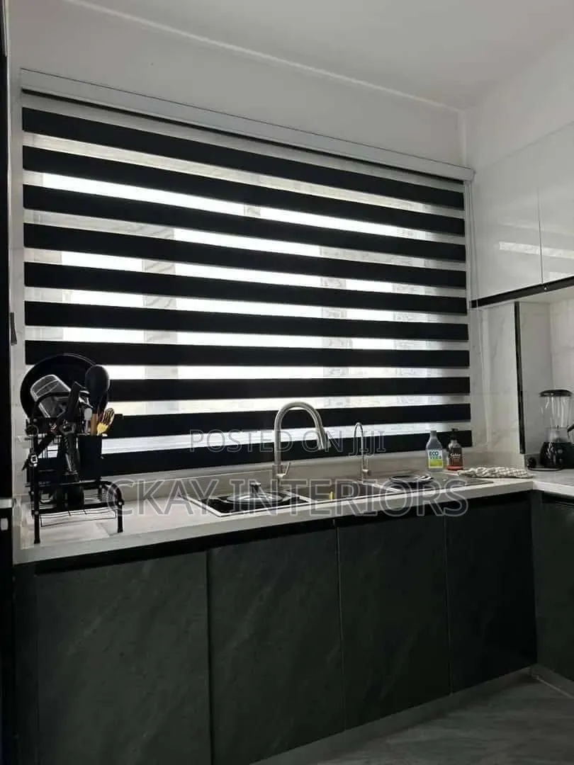 Give Your Windows a Clean, Structured Finish With Horizontal Blinds.