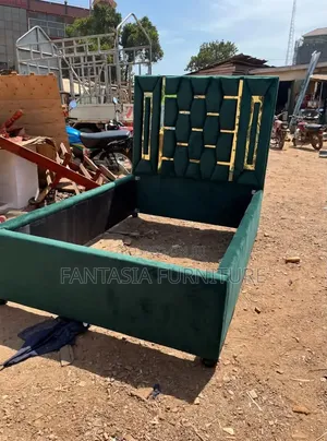 4 by 6 Dark Green Bed