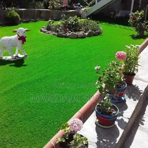 Football Pitch Artificial Turf Grass - Professional Look for 5 -a Side