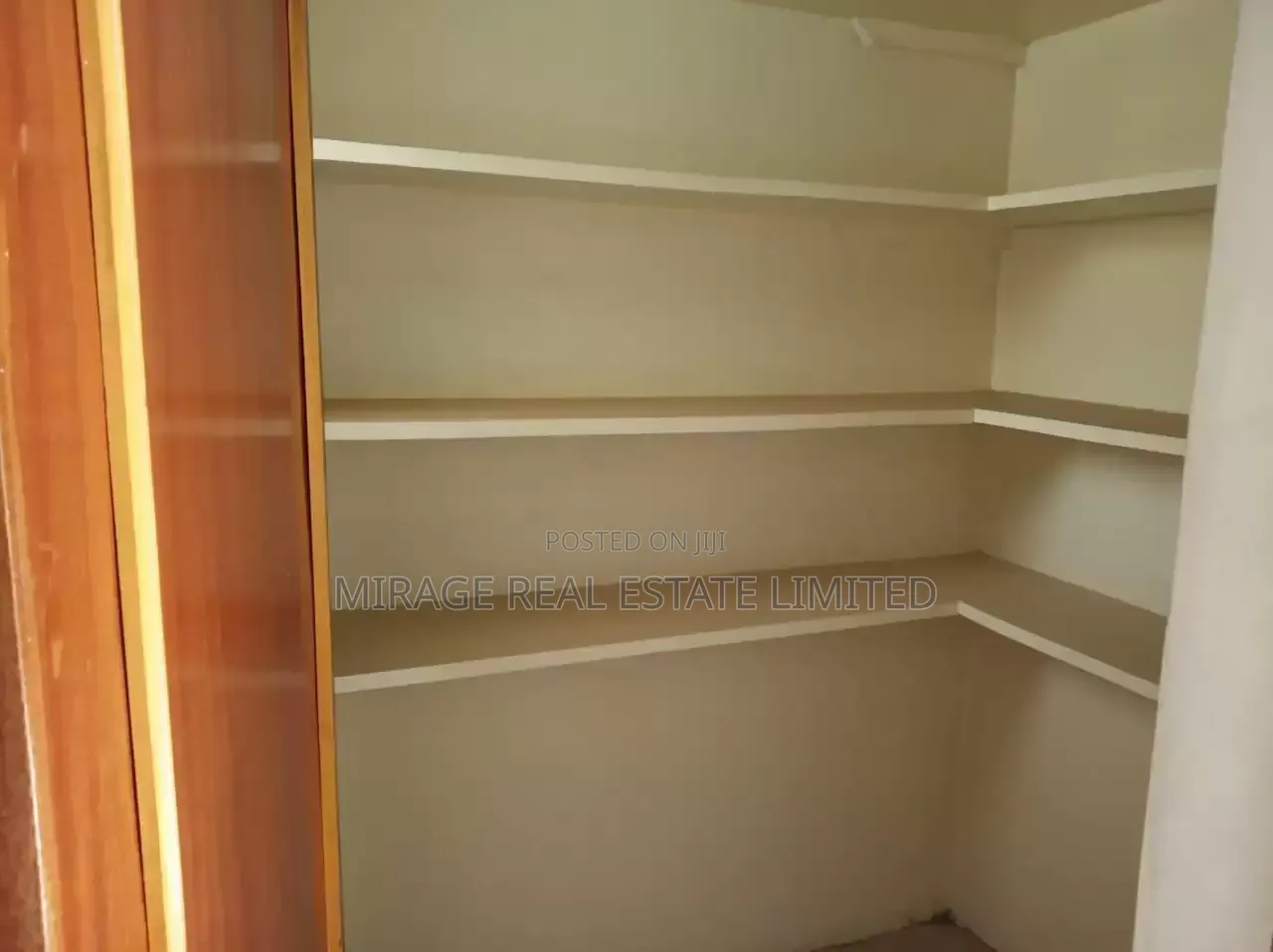3bdrm Apartment in Valley Arcade for rent