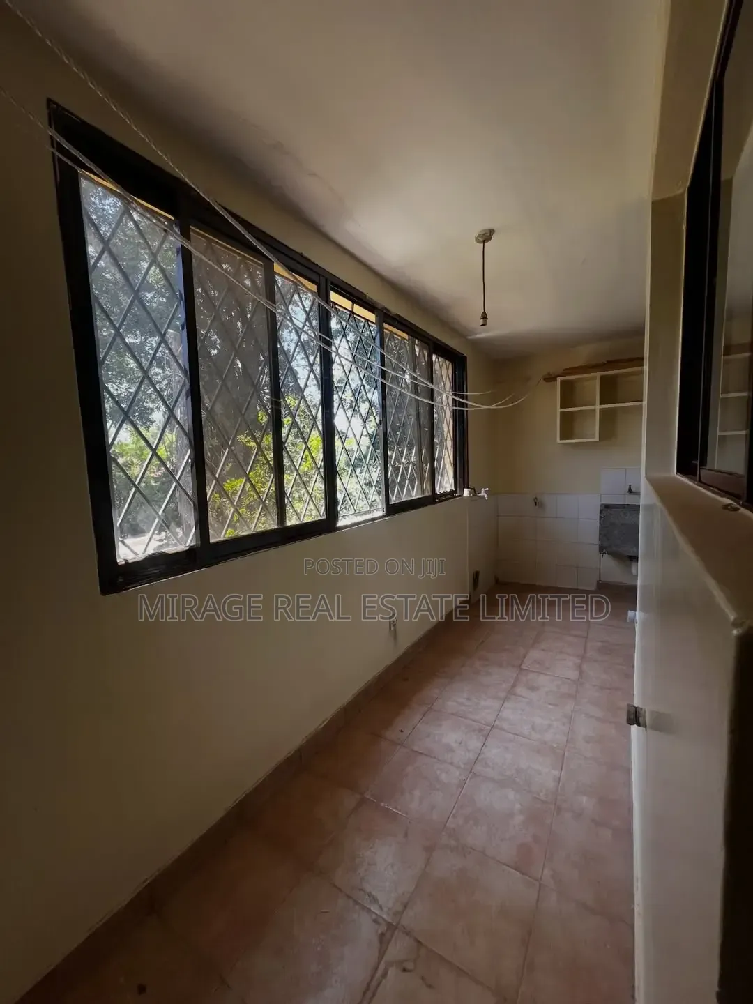 3bdrm Apartment in Valley Arcade for rent