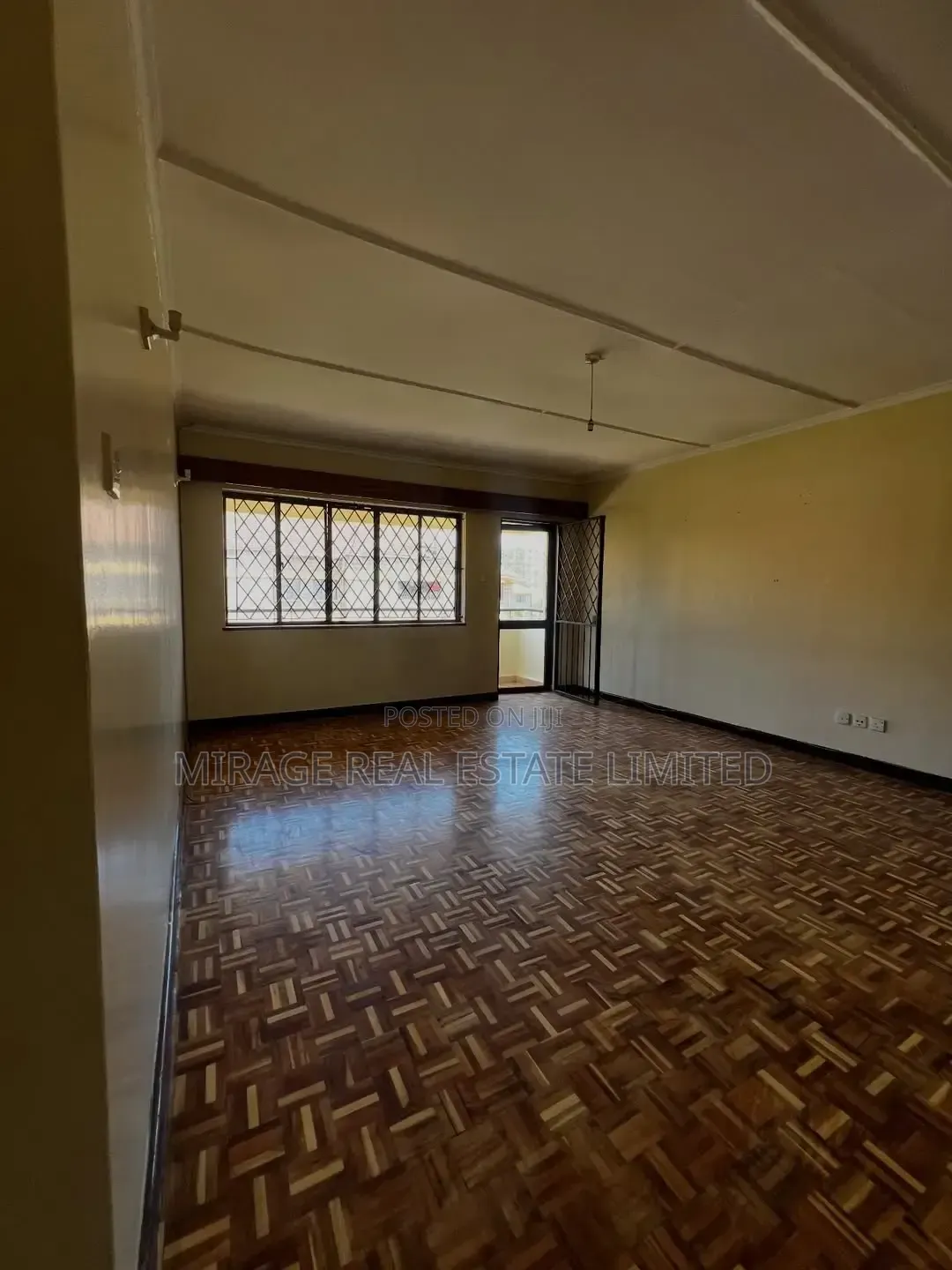 3bdrm Apartment in Valley Arcade for rent
