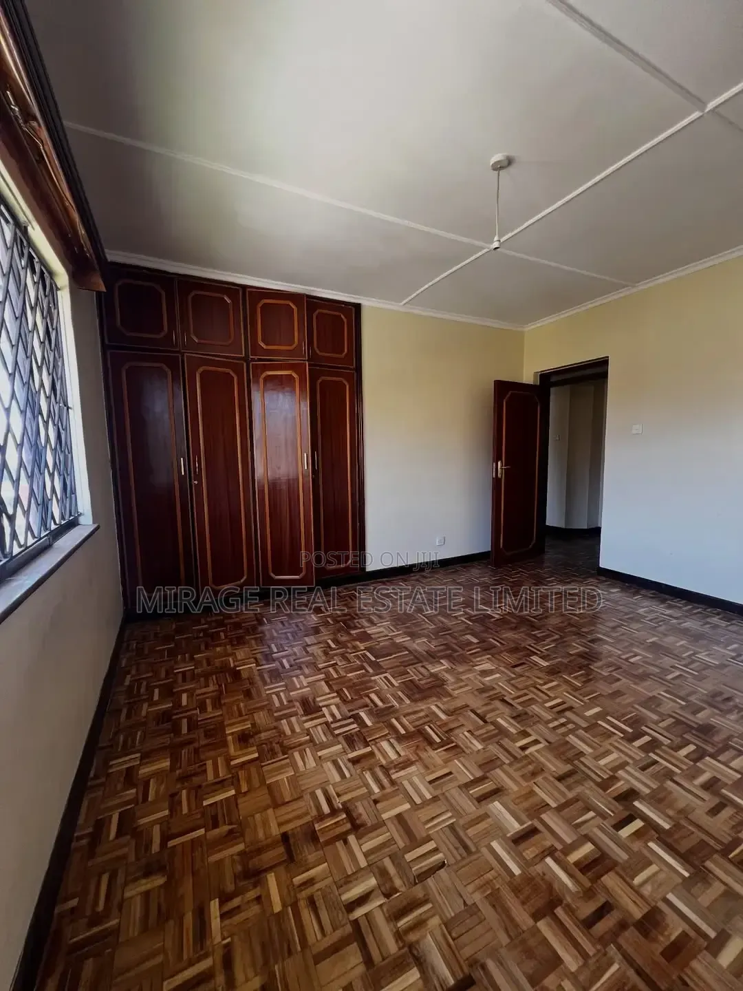 3bdrm Apartment in Valley Arcade for rent